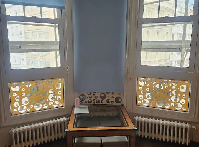 民宿 Amplia Y Centrica En Piso Compartido 拉科鲁尼亚